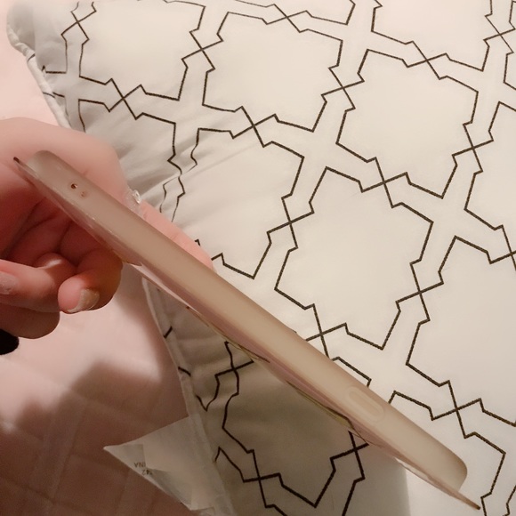 Pikachu Cute Phone Case 🌸 - Picture 4 of 4